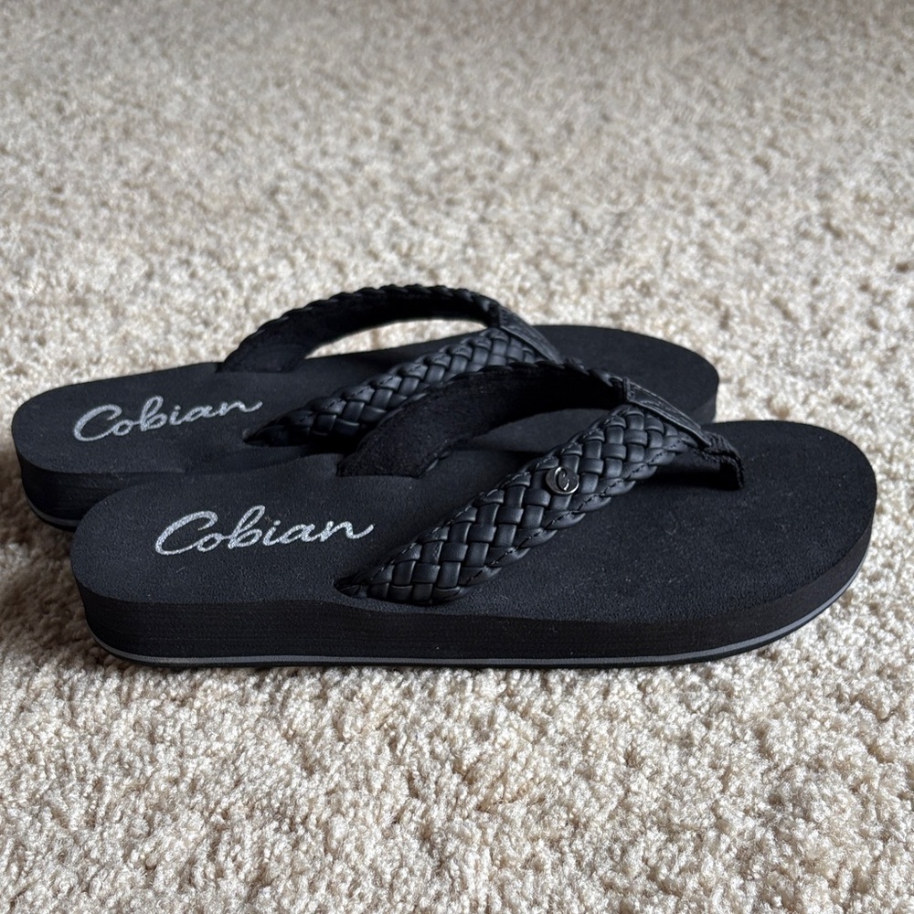 Cobian Womens Braided Black Sandals